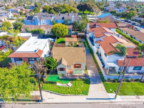 1586 Orange , Costa Mesa, CA