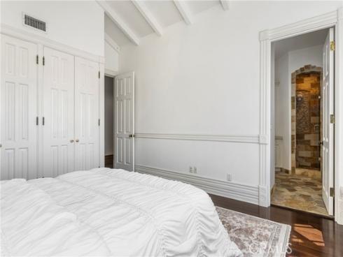 1919 Santa Ana , Costa Mesa, CA