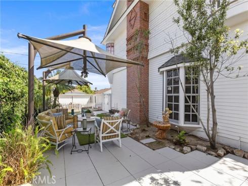 1919 Santa Ana , Costa Mesa, CA