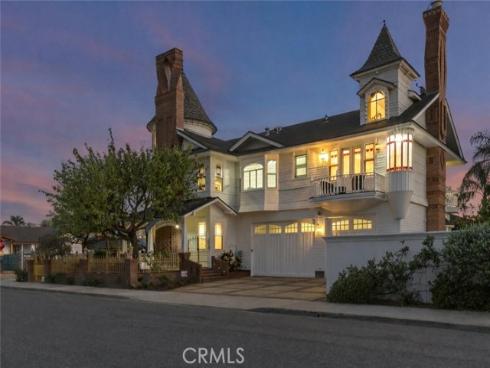 1919  Santa Ana  , Costa Mesa, CA