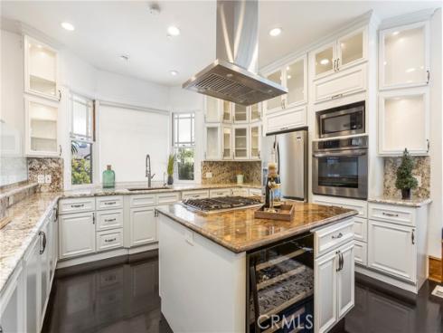 1919 Santa Ana , Costa Mesa, CA