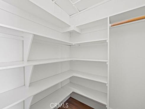 937 Carnation , Costa Mesa, CA