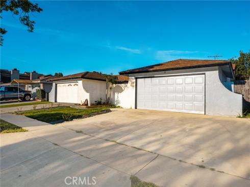 2171 Pomona , Costa Mesa, CA