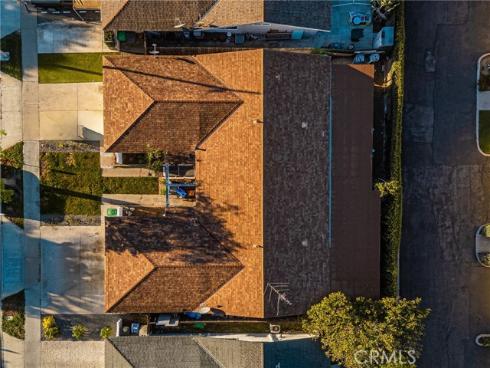 2171 Pomona , Costa Mesa, CA