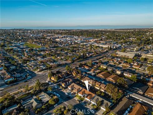 2171 Pomona , Costa Mesa, CA