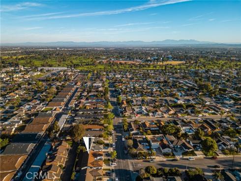 2171 Pomona , Costa Mesa, CA