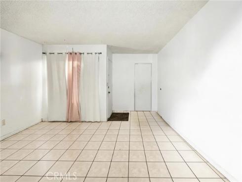 2171 Pomona , Costa Mesa, CA