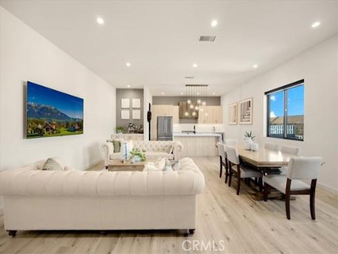 756 W 19th B Street, Costa Mesa, CA