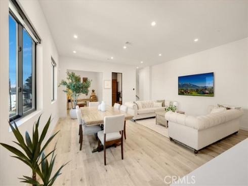 756 W 19th B Street, Costa Mesa, CA