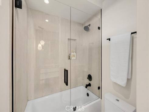 756 W 19th B Street, Costa Mesa, CA