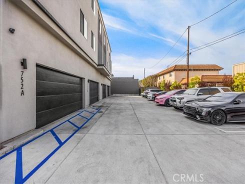 756 W 19th B Street, Costa Mesa, CA