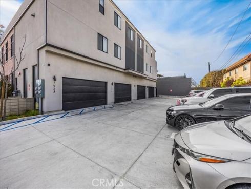 756 W 19th B Street, Costa Mesa, CA