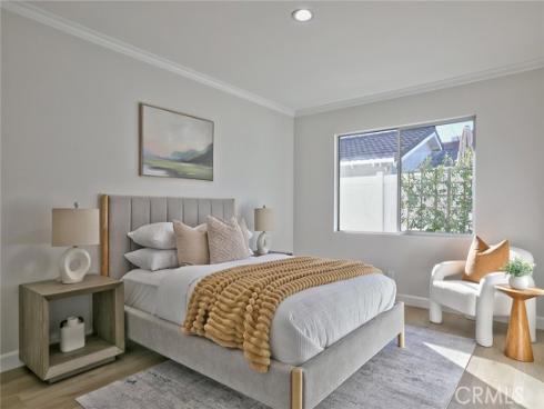 418 E Bay Street, Costa Mesa, CA