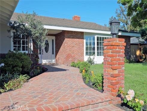 418 E Bay Street, Costa Mesa, CA
