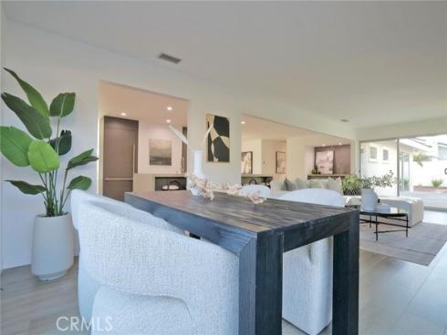 418 E Bay Street, Costa Mesa, CA