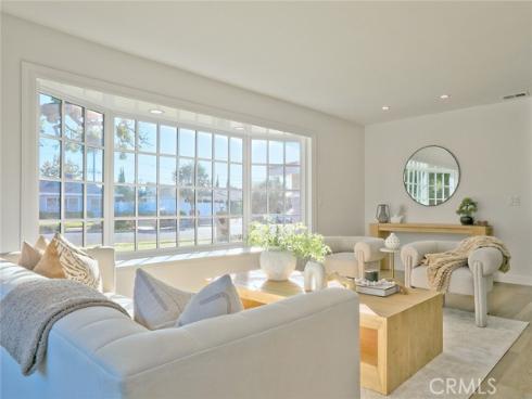 418 E Bay Street, Costa Mesa, CA