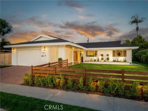 2952 Java Road, Costa Mesa, CA