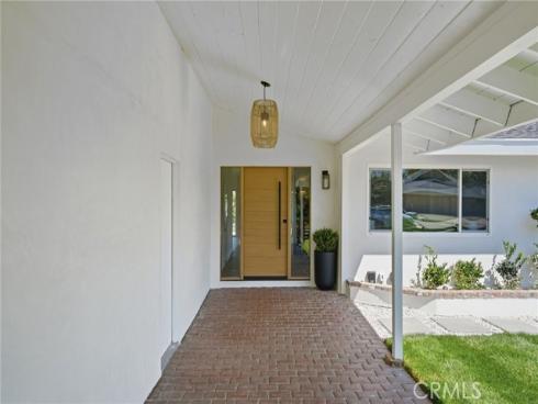 2952 Java Road, Costa Mesa, CA
