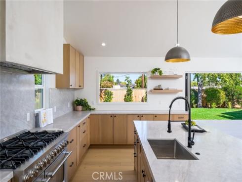 2952 Java Road, Costa Mesa, CA