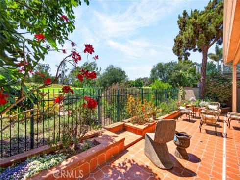 137 The Masters Circle , Costa Mesa, CA