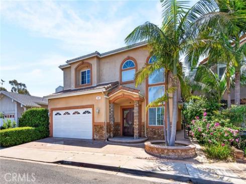 137 The Masters Circle , Costa Mesa, CA