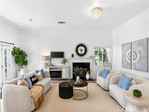 137 The Masters Circle , Costa Mesa, CA