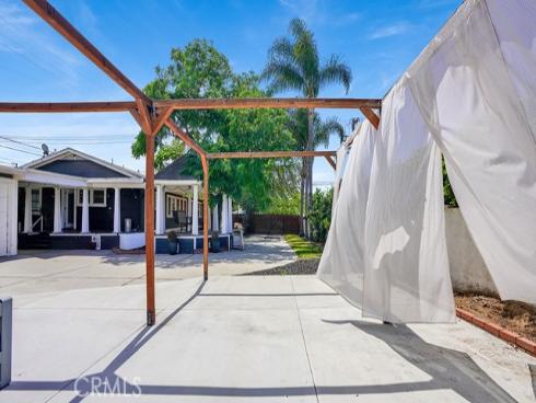 2197 Santa Ana Avenue, Costa Mesa, CA