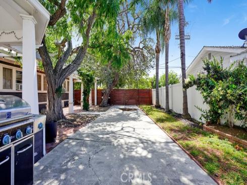 2197 Santa Ana Avenue, Costa Mesa, CA