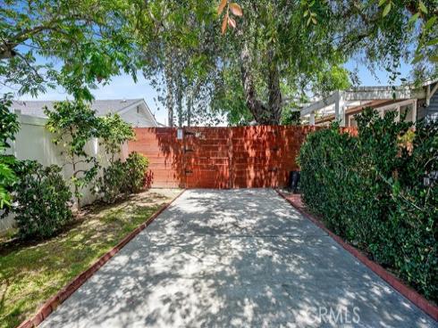 2197 Santa Ana Avenue, Costa Mesa, CA
