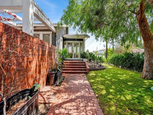 2197 Santa Ana Avenue, Costa Mesa, CA
