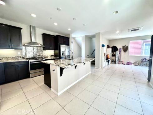 812 Brickyard , Costa Mesa, CA