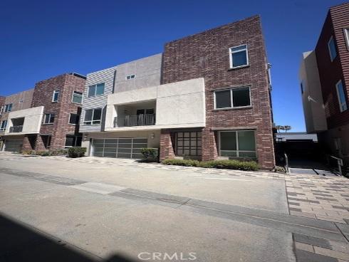 812 Brickyard , Costa Mesa, CA