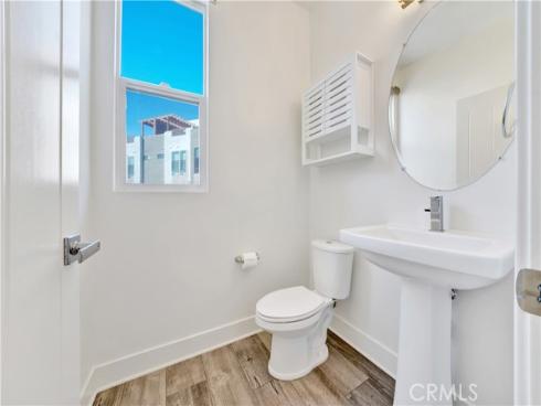 1658 Topanga , Costa Mesa, CA