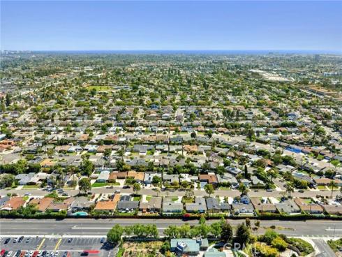304 Hanover , Costa Mesa, CA