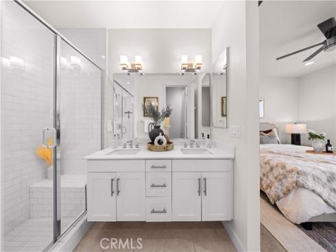 645 W 17th , Costa Mesa, CA