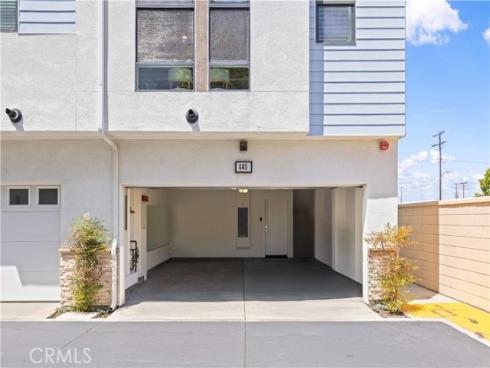 645 W 17th , Costa Mesa, CA