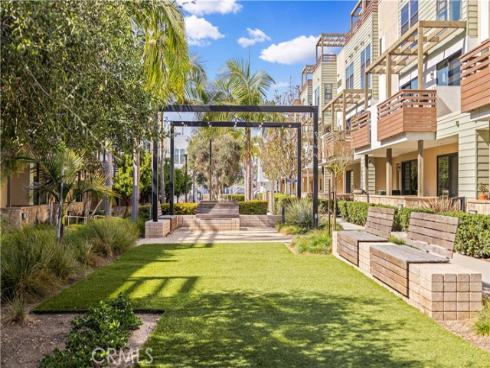 645 W 17th , Costa Mesa, CA