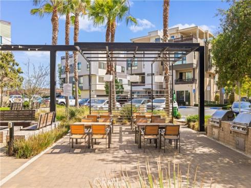 645 W 17th , Costa Mesa, CA
