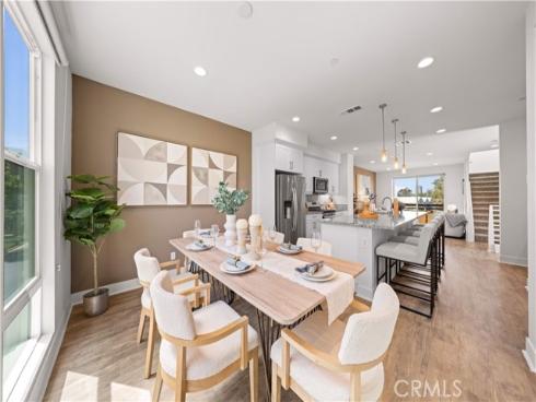 645 W 17th , Costa Mesa, CA