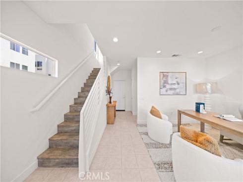 645 W 17th , Costa Mesa, CA