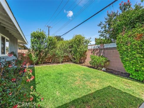 1566 Corsica Place , Costa Mesa, CA