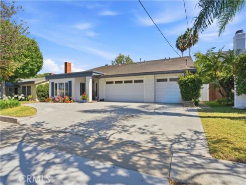 635 Plumer , Costa Mesa, CA