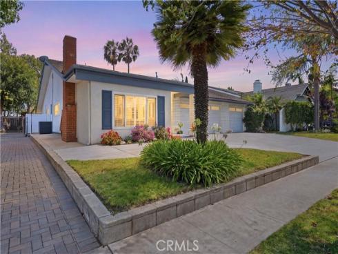 635 Plumer , Costa Mesa, CA
