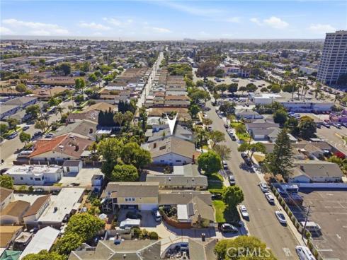 635  Plumer  , Costa Mesa, CA