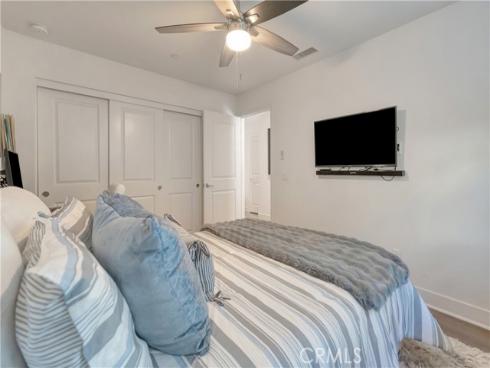 2105 Two Harbors Circle, Costa Mesa, CA