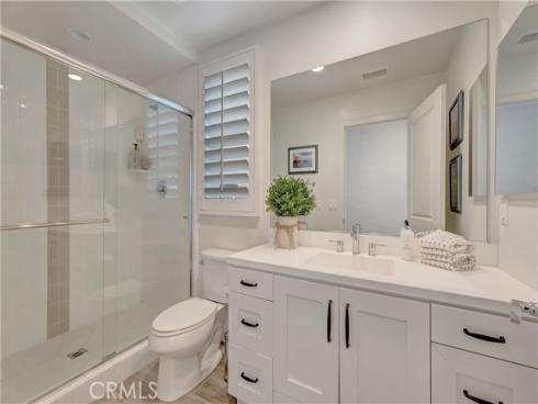 2105 Two Harbors Circle, Costa Mesa, CA