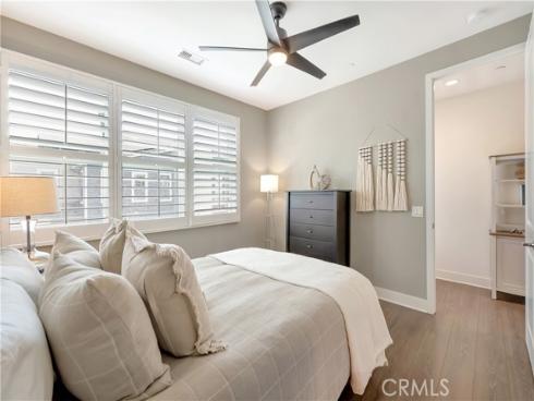 2105 Two Harbors Circle, Costa Mesa, CA
