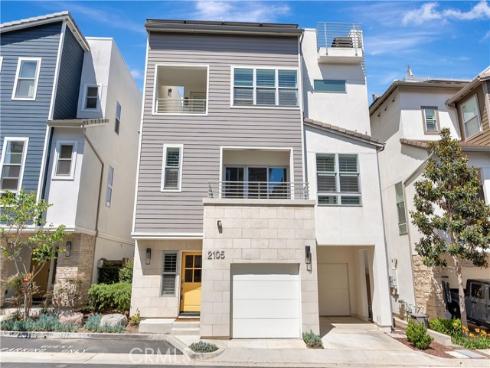 2105 Two Harbors Circle, Costa Mesa, CA