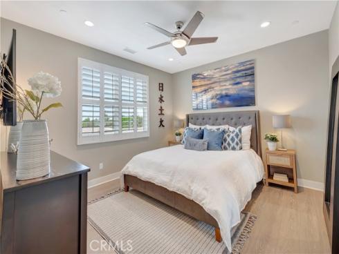 2105 Two Harbors Circle, Costa Mesa, CA