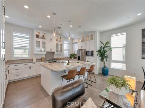 2105 Two Harbors Circle, Costa Mesa, CA